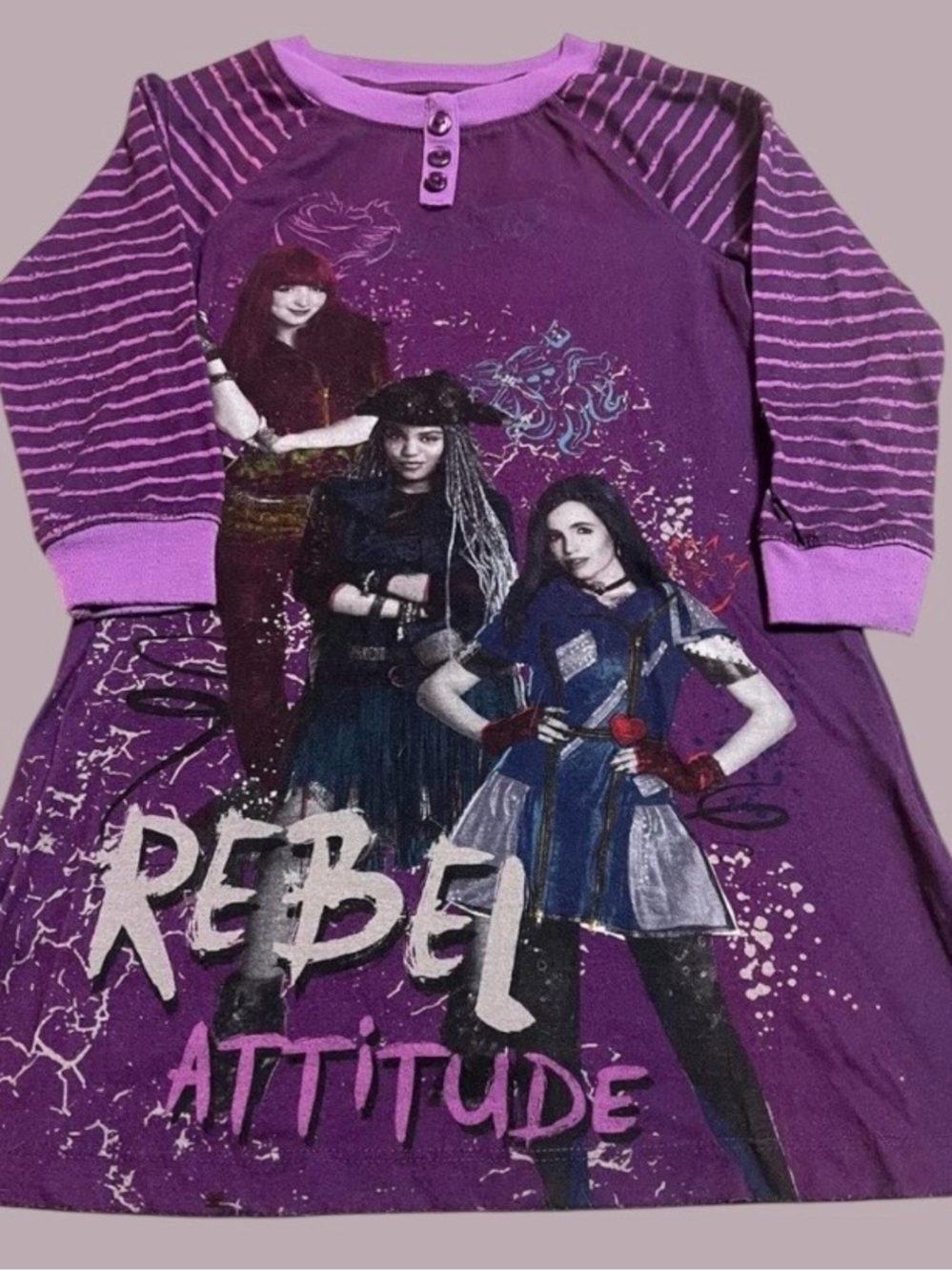 Disney ~ Decendants 2 ~ Girls~ Nightgown ~ Sleep Shirt ~ Size 4~ Rebel Attitude - Picture 4 of 16